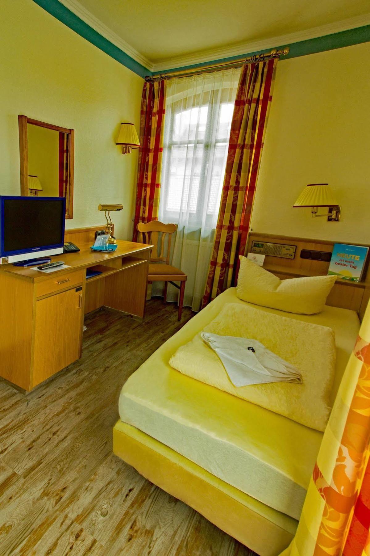 Hotel Zur Linde Hohenlinden