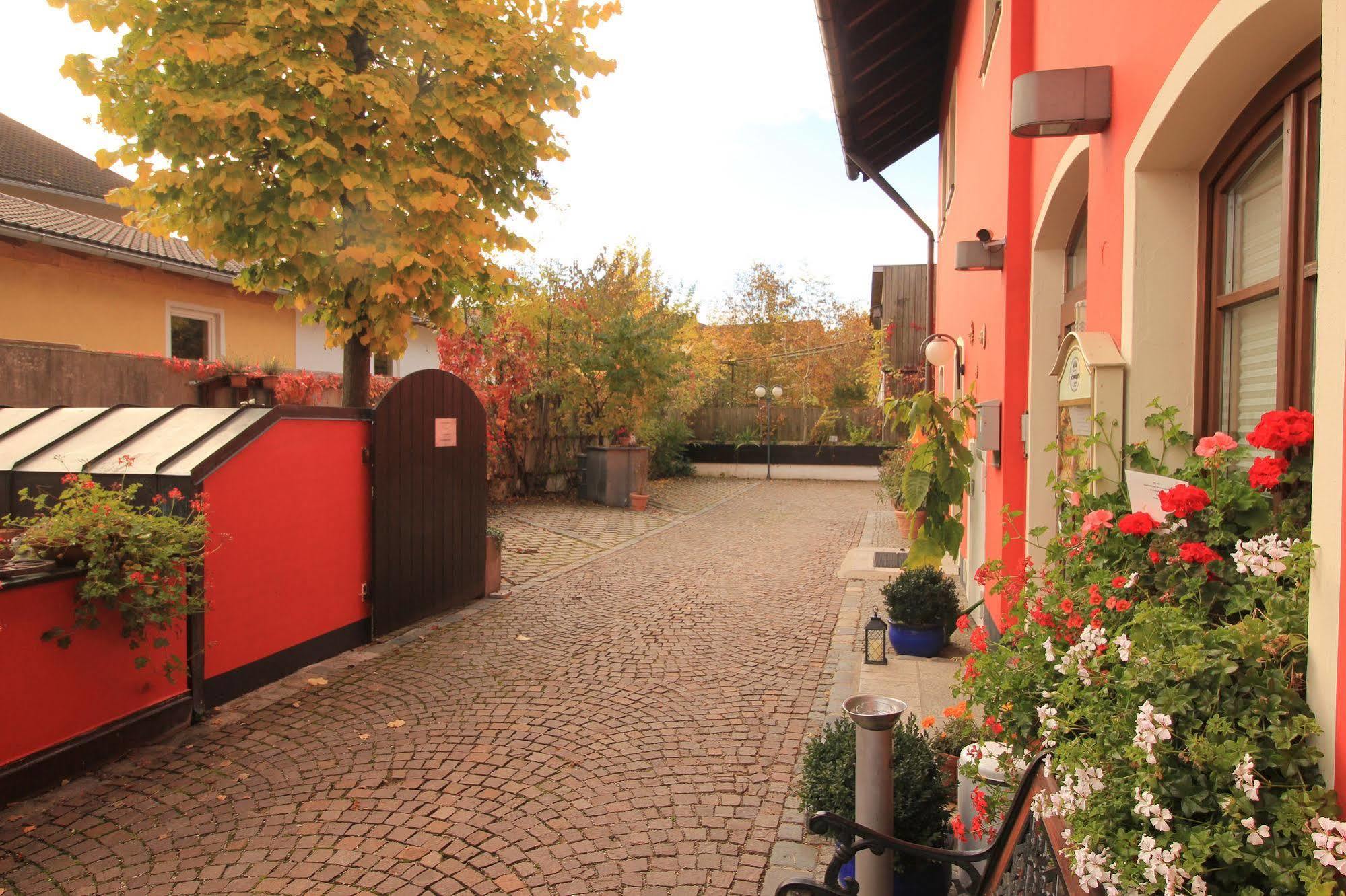 Hotel Zur Linde Hohenlinden
